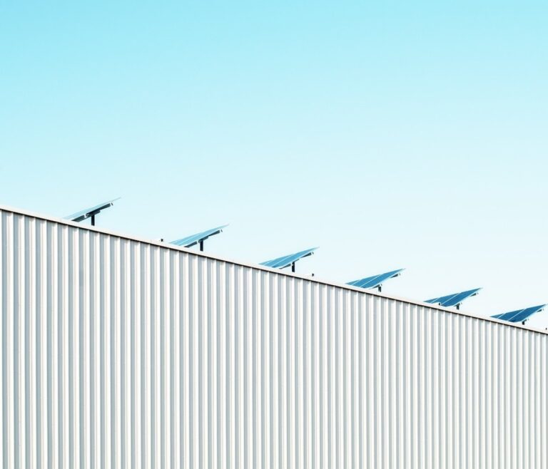 Réduire sa facture d'électricité avec des panneaux solaires : le guide complet 38 Réduire sa facture d'électricité avec des panneaux solaires : le guide complet